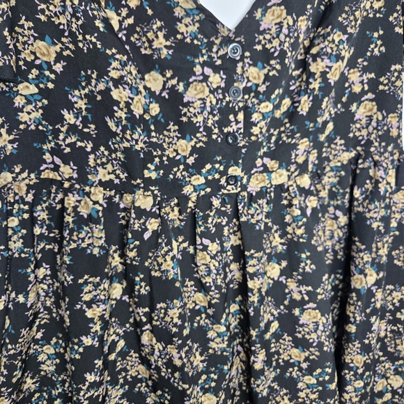 NWT Women’s 1X Black Floral Dress Short Sleeve Fit & Flare Casual Boho - Picture 7 of 7
